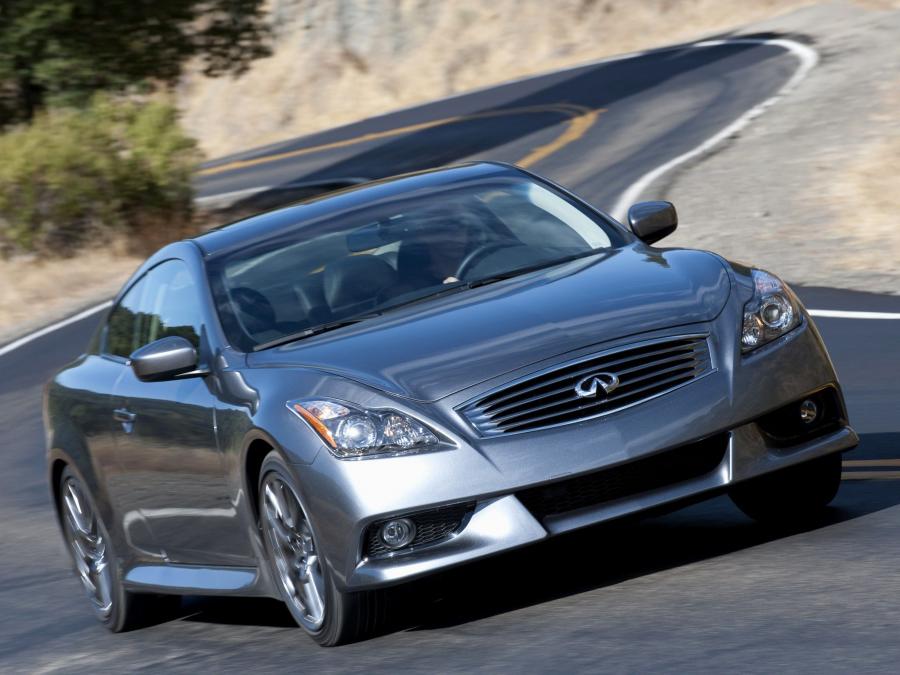  Infiniti G37 IPL Coupe 2010 года  (фото 11 из 13)